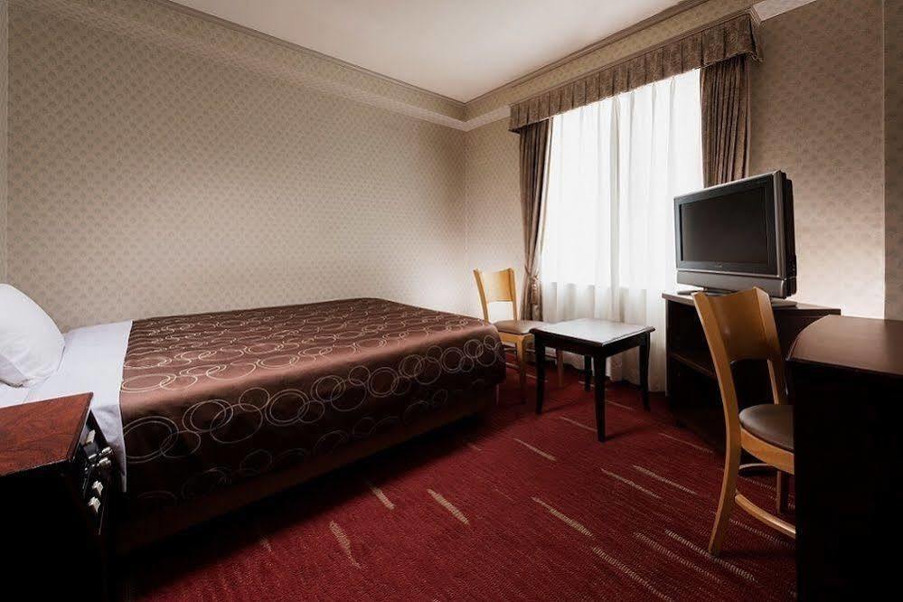 Takarazuka Hotel Exterior photo